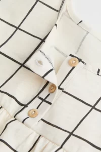 H&M - Flounce-trimmed dress - Image 2